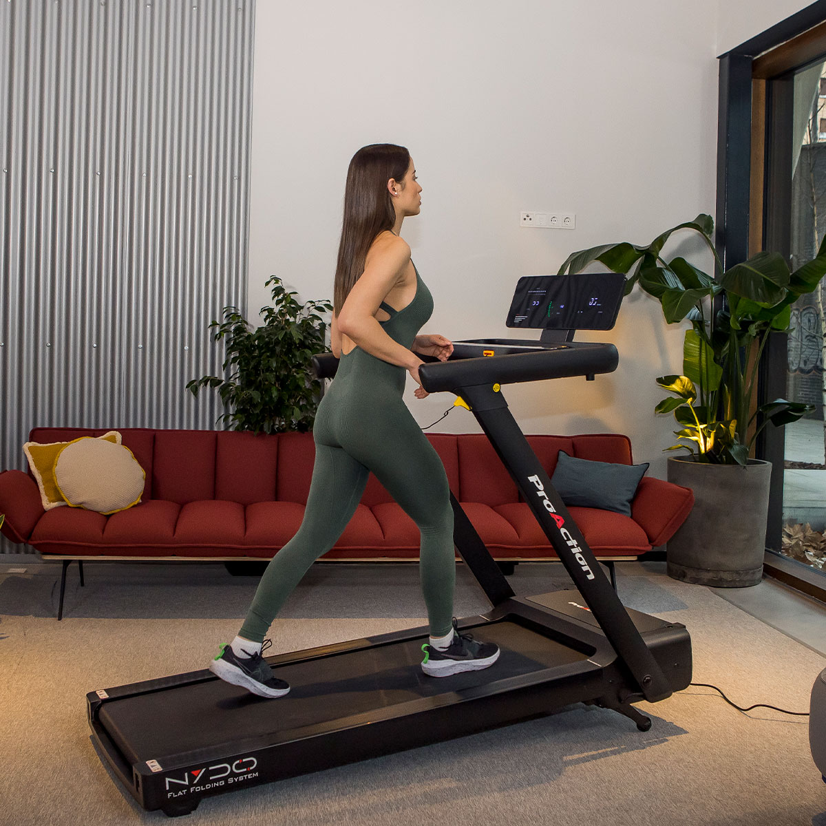 bh-fitness-nydo-g6540-laufband-18-km-h-140x50-cm image 3