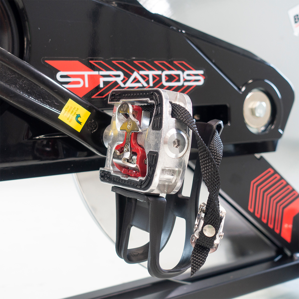 bh-fitness-stratos-h9178b-indoor-bike-22-kg-schwung image 4