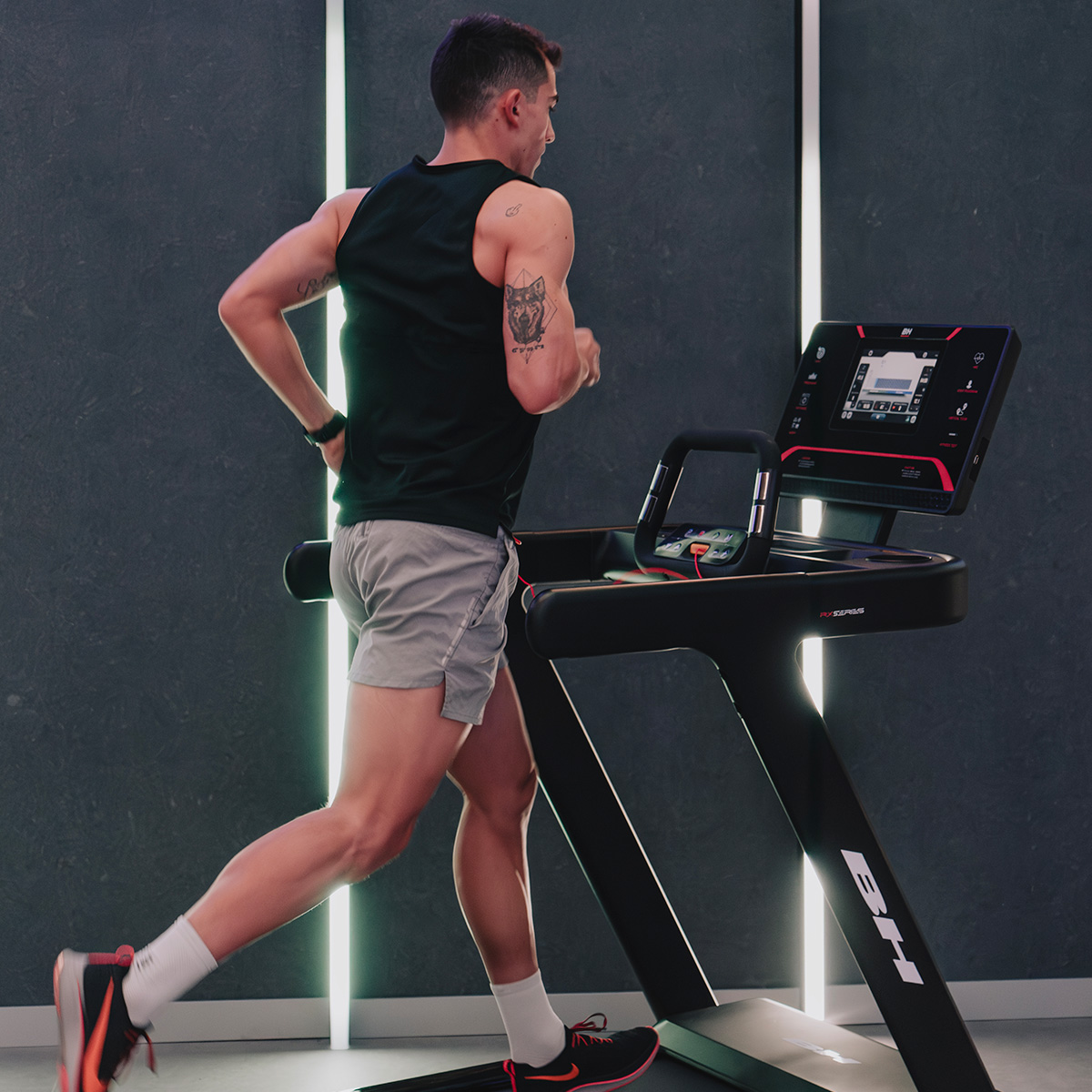 bh-fitness-rx7-g6173tft-laufband-touchscreen-20-km-h image 7