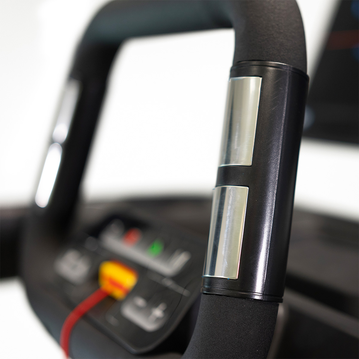 bh-fitness-rx7-g6173tft-laufband-touchscreen-20-km-h image 3